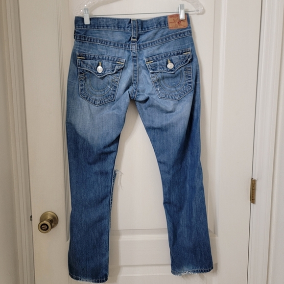 True Religion Size 25 Blue Jordan Y2K Flap Pocket Distressed/Destroyed Jeans - Picture 3 of 15